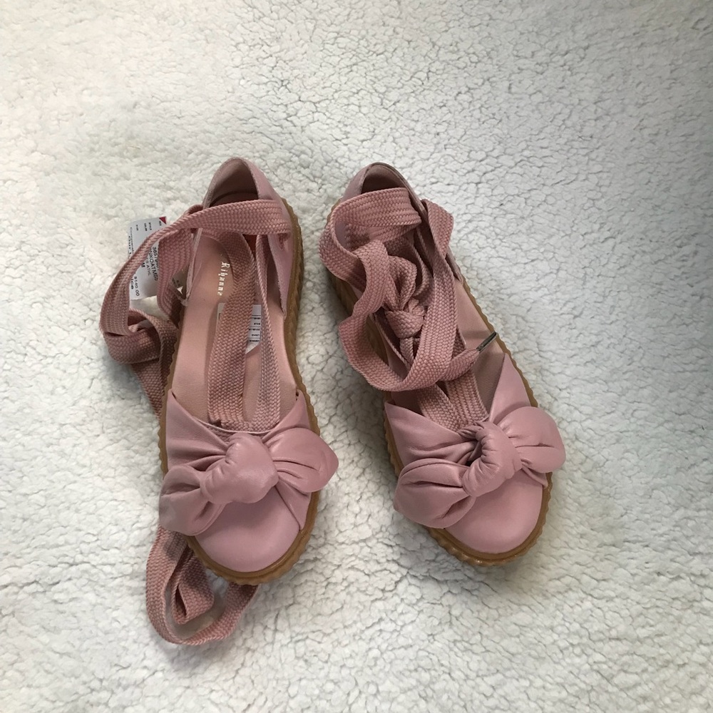 🎀Fenty Puma Bow Creeper🎀 - Picture 4 of 6